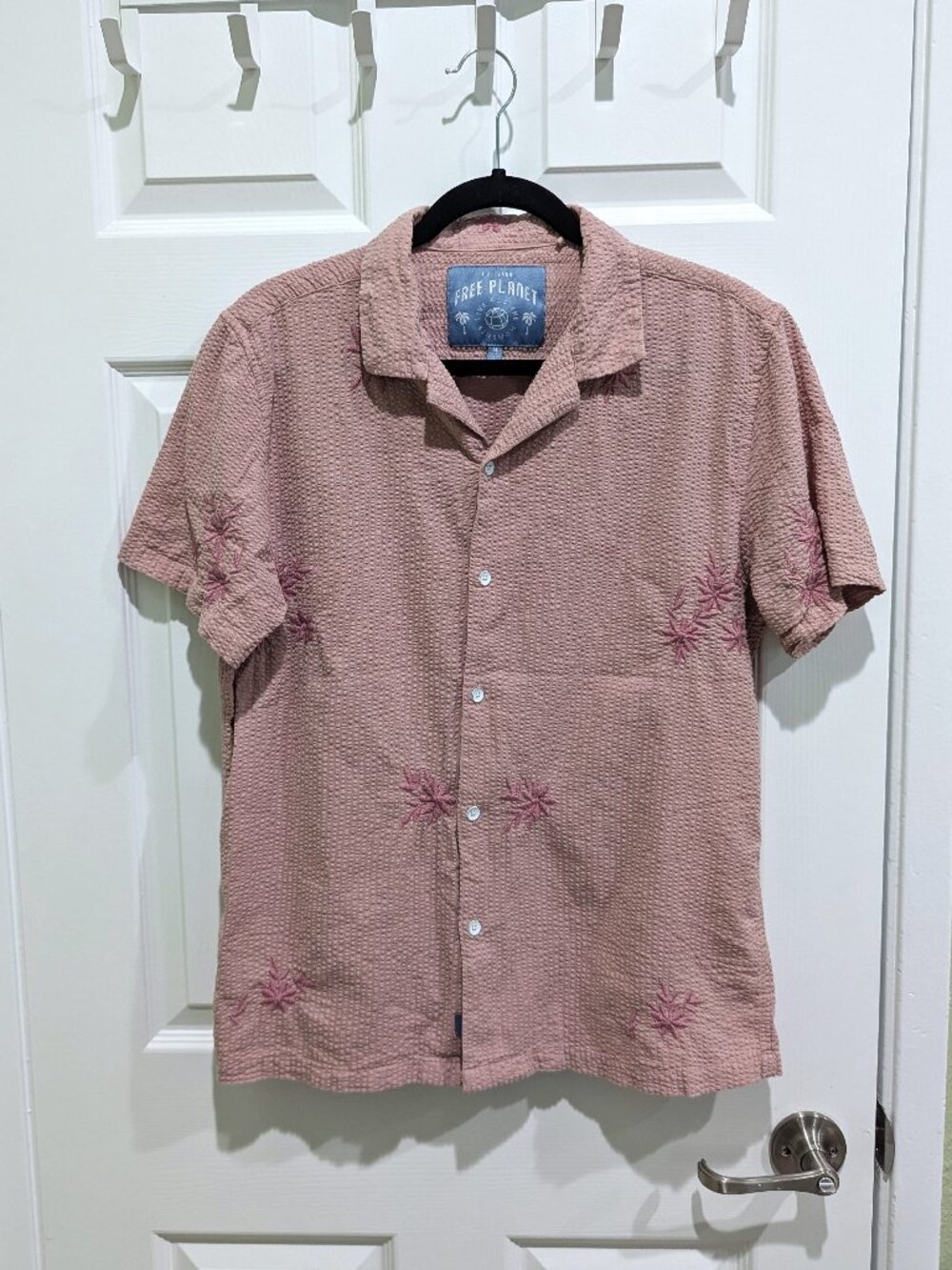 Free Planet Embroidered Palm Pink Textured Cotton Camp Shirt size M